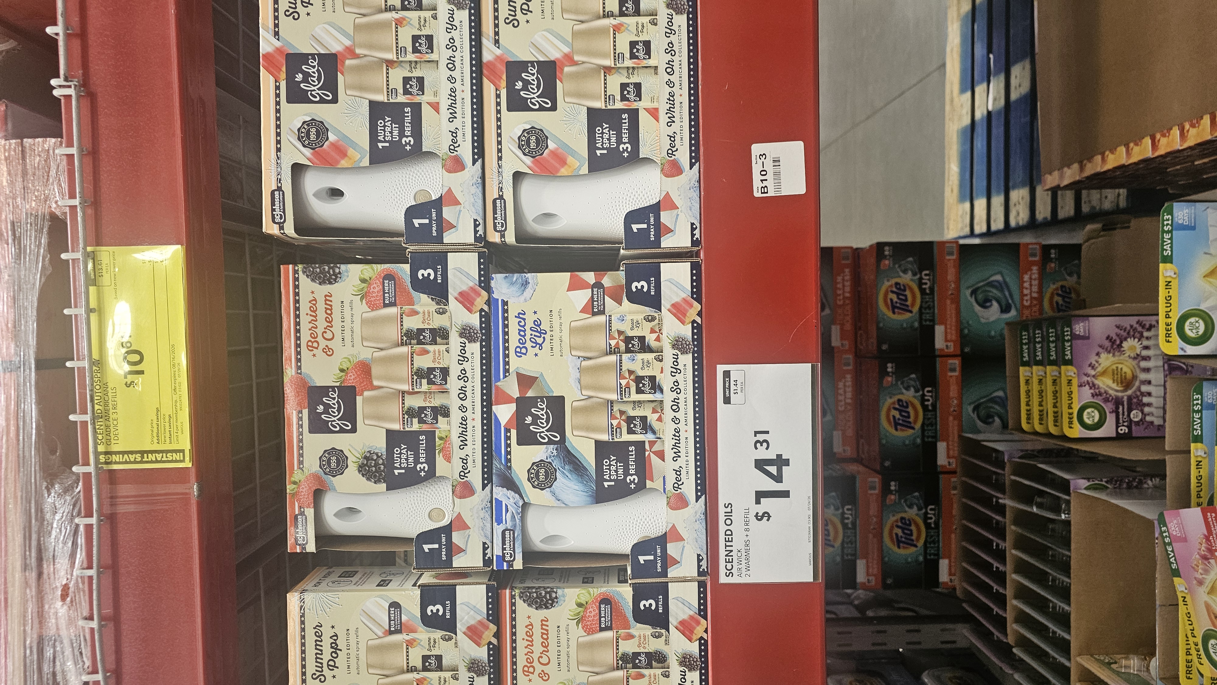 Glade 1 Auto Spray +  3 Refills Berries & Cream